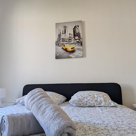 Le Mirage - Appartement 2 Chambres, Salon, Cuisine Equipee, Parking Et Wifi Gratuit 뮐루즈 외부 사진