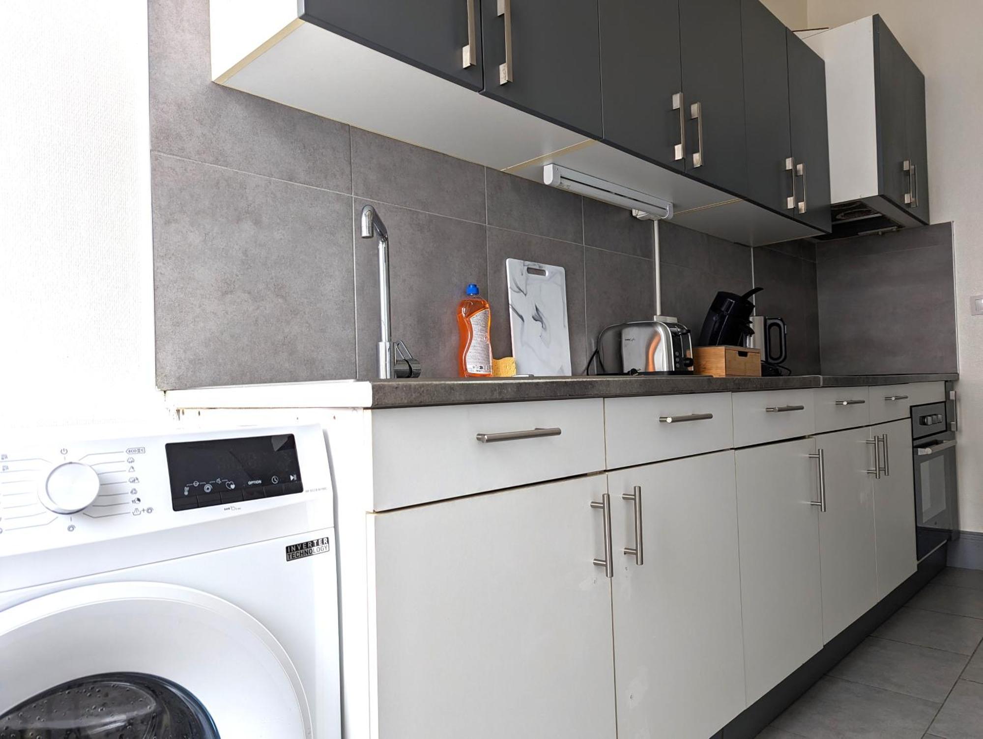 Le Mirage - Appartement 2 Chambres, Salon, Cuisine Equipee, Parking Et Wifi Gratuit 뮐루즈 외부 사진
