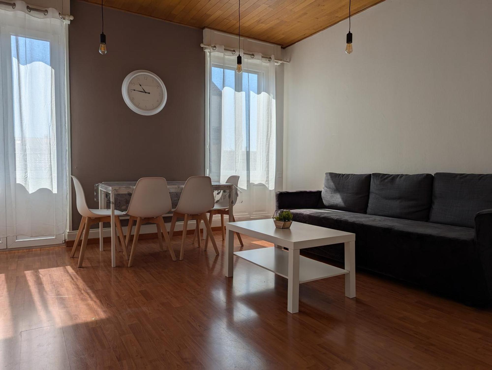 Le Mirage - Appartement 2 Chambres, Salon, Cuisine Equipee, Parking Et Wifi Gratuit 뮐루즈 외부 사진